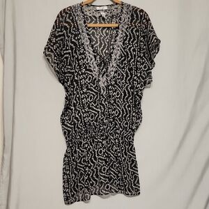 CZ Cover-Ups Black and White Cover Up